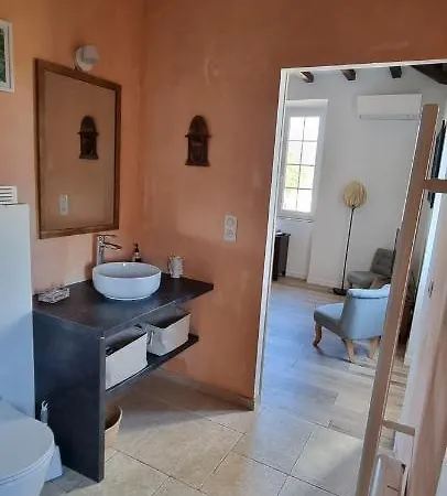 Lou Paradou Luberon ベッド・アンド・ブレックファスト 3*